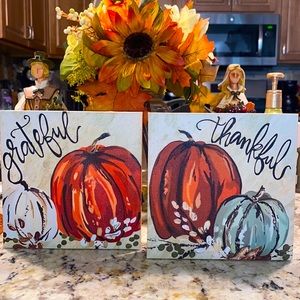 (2) Lighted Harvest Box Signs- Grateful & Thankful
